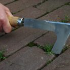 Rozsdamentes acél járdaszegély gyomláló, kőrisfa nyéllel, 31 cm