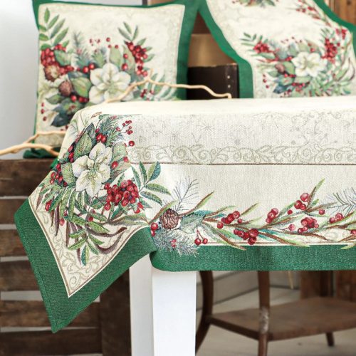 Magyal piros bogyós, zöld szélű, ezüst lurexes gépi gobelin asztalterítő, 137 x 180 cm