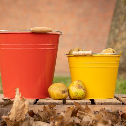Cink kerti vödör, fa fogóval, 10,75 literes, narancssárga