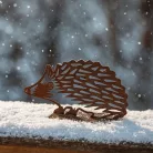 Rusztikus lézervágott süni sziluett, kültéri és beltéri dekorációs kiegészítő, 19 x 10 cm