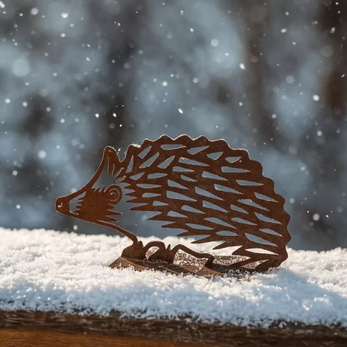 Rusztikus lézervágott süni sziluett, kültéri és beltéri dekorációs kiegészítő, 19 x 10 cm