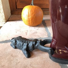 Öntöttvas csizmalehúzó